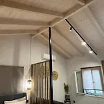 Lohias House Apartamento