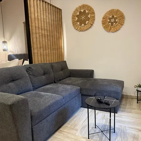 Lohias House Apartment